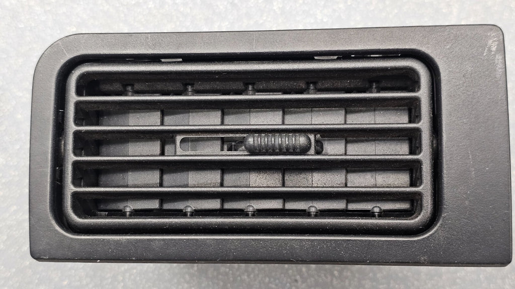 🔥 05-07 Ford Focus Dash Right Passenger Air Vent A/C AC Heater Panel Black