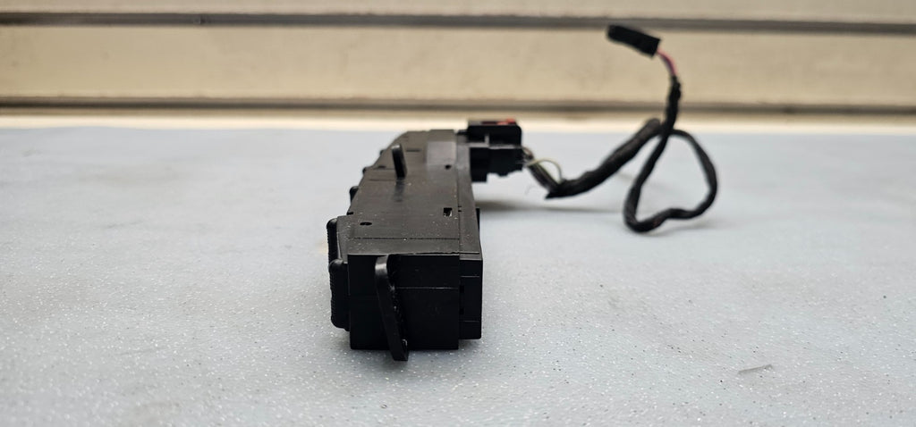 🔥2001-2007 Town & Country Caravan Rear Wiper Hazard Switch OEM SW32