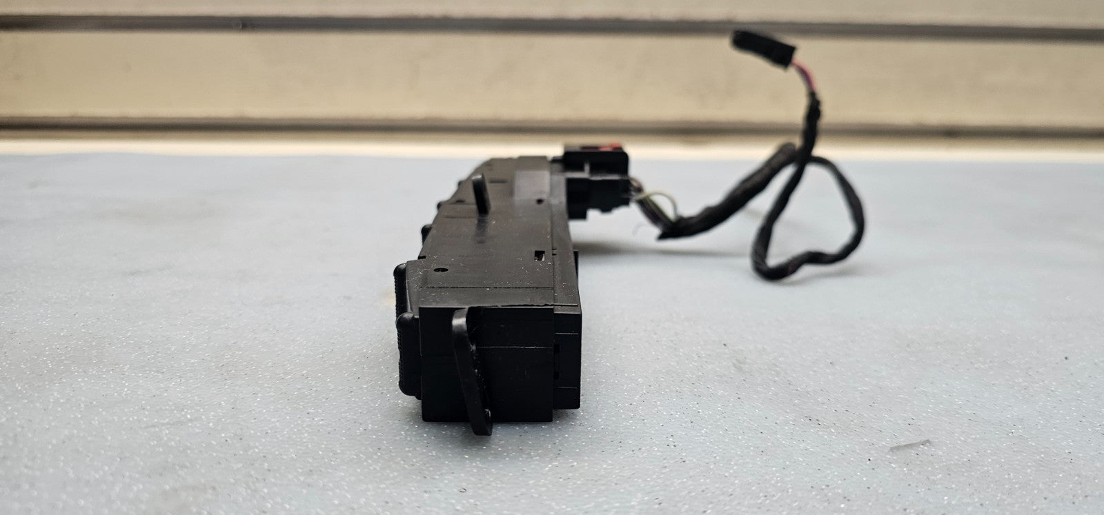 🔥2001-2007 Town & Country Caravan Rear Wiper Hazard Switch OEM SW32