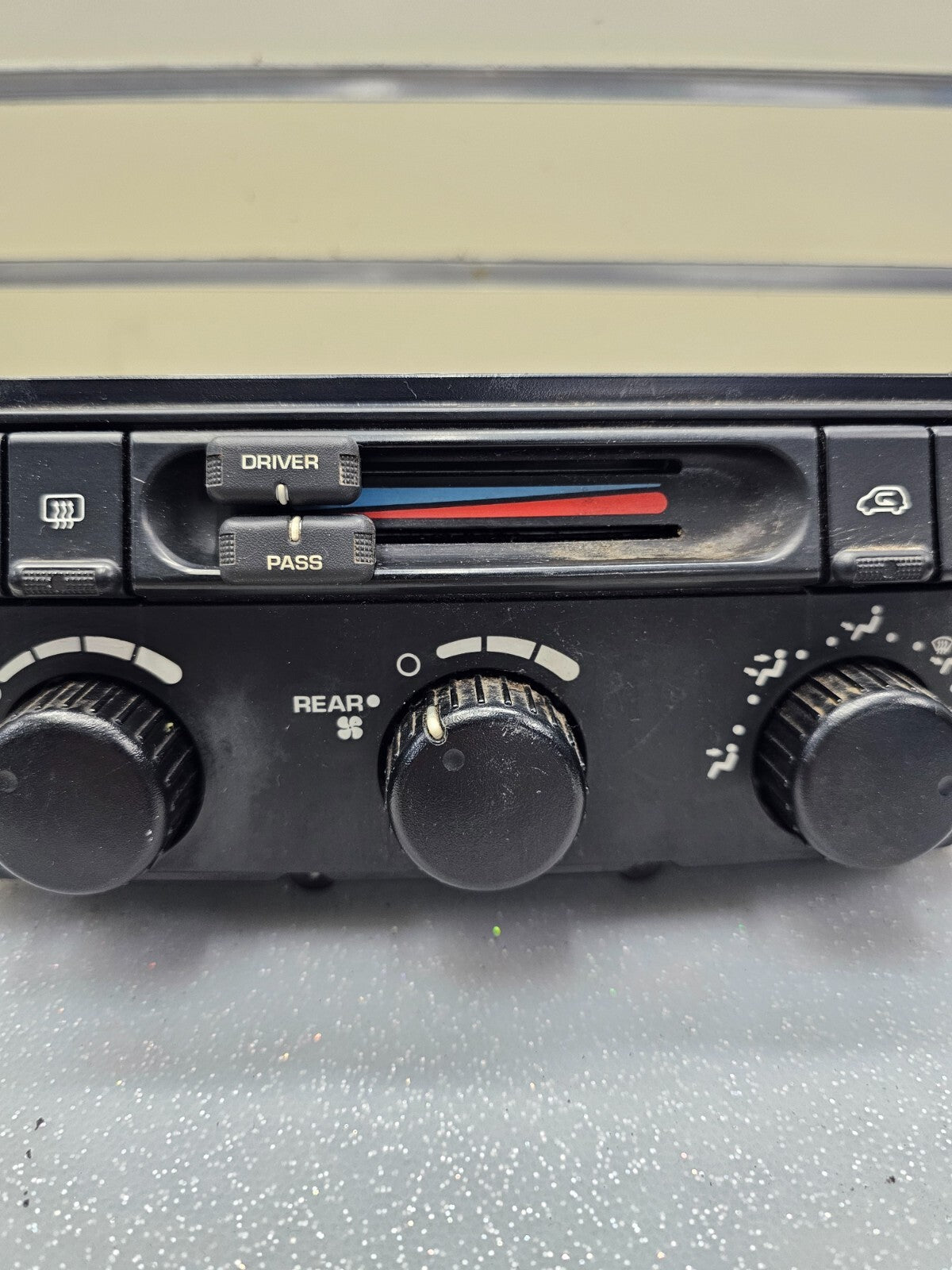 🔥04-07 Dodge Caravan Chrysler Town Country Dash AC Climate Temperature Heater