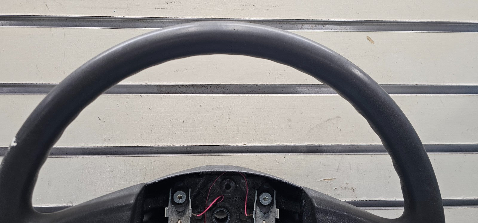 🔥03-06 SILVERADO SIERRA YUKON TAHOE SUBURBAN STEERING WHEEL LEATHER BLACK