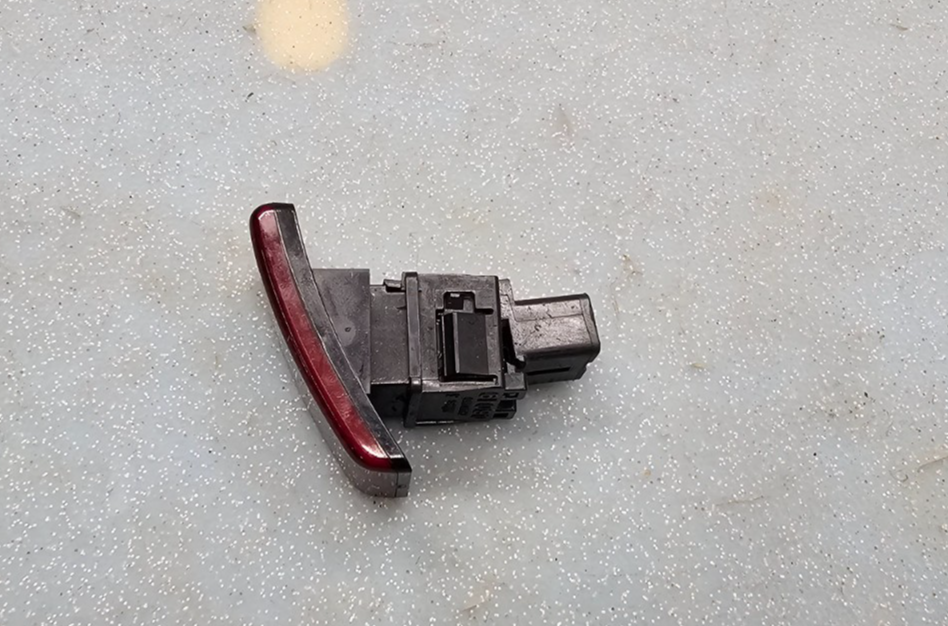 🔥12-18 Subaru XV Forester Impreza Crosstrek Center Dash Hazard Switch Assembly