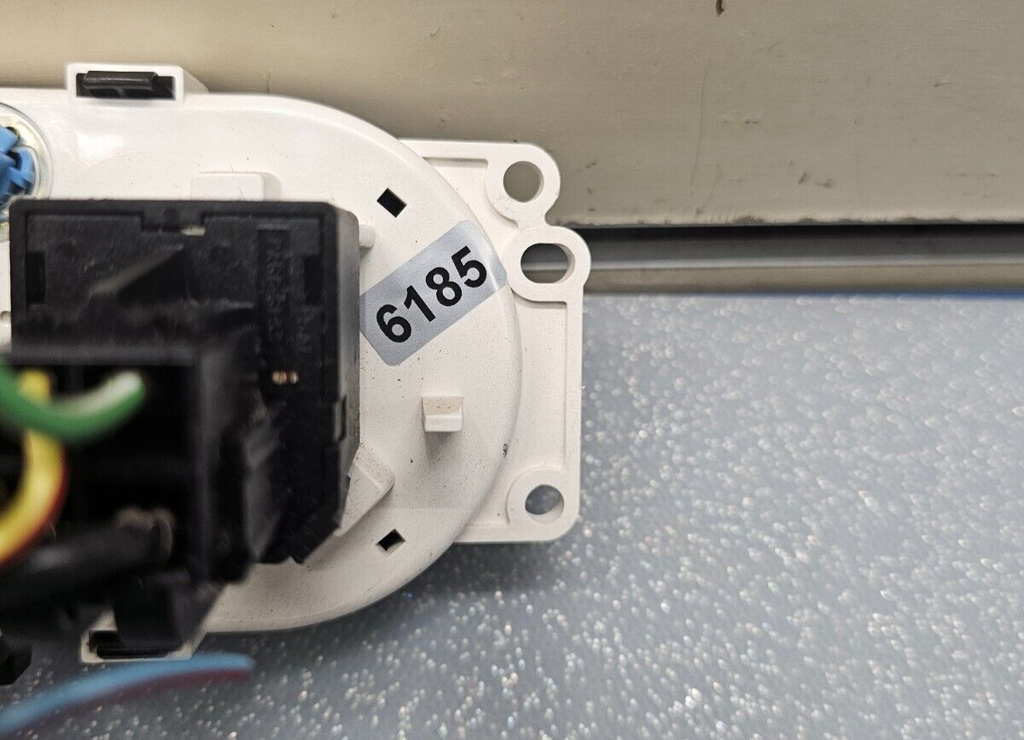 01-07 Escape Mariner Dash AC Heater Climate Temperature control Conditioner OEM
