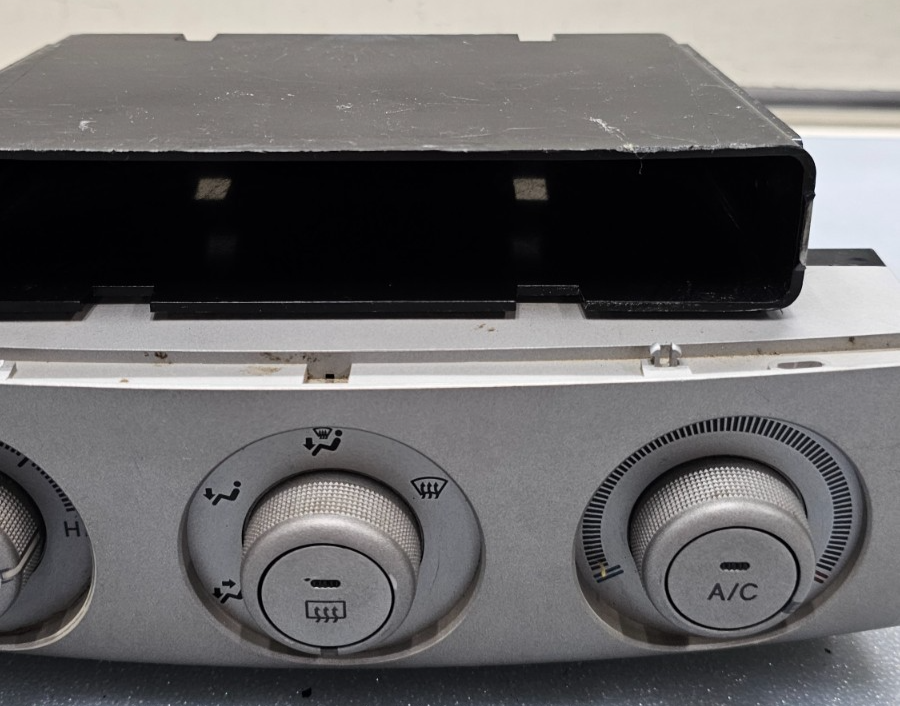 🔥04-06 Toyota Solara Dash AC Heater Climate Temperature Control Conditioning