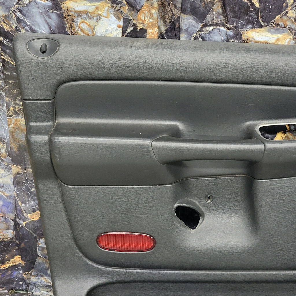 🔥02-05 Dodge RAM Interior Door Panel Front LEFT Driver Side BLACK auto D11