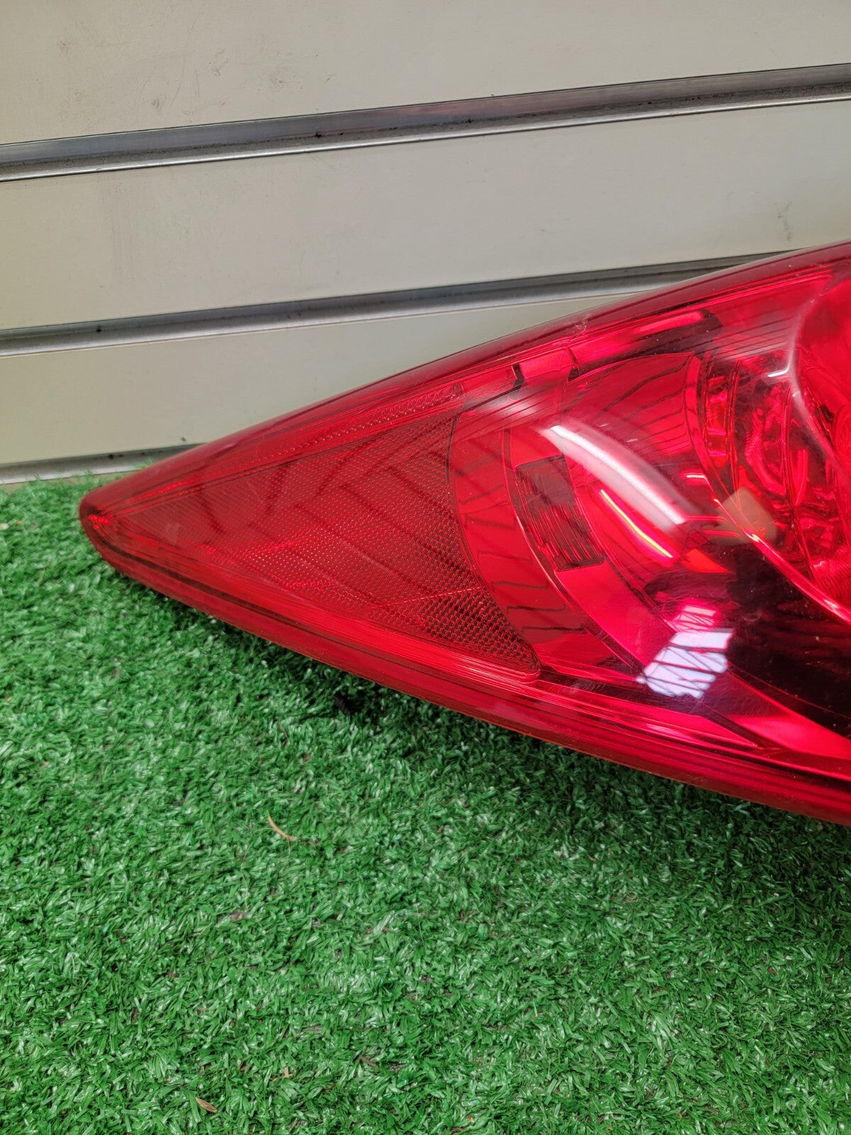 🔥2011-2014 Hyundai Sonata Tail Light Assembly Lamp Left Driver Chrome Outer
