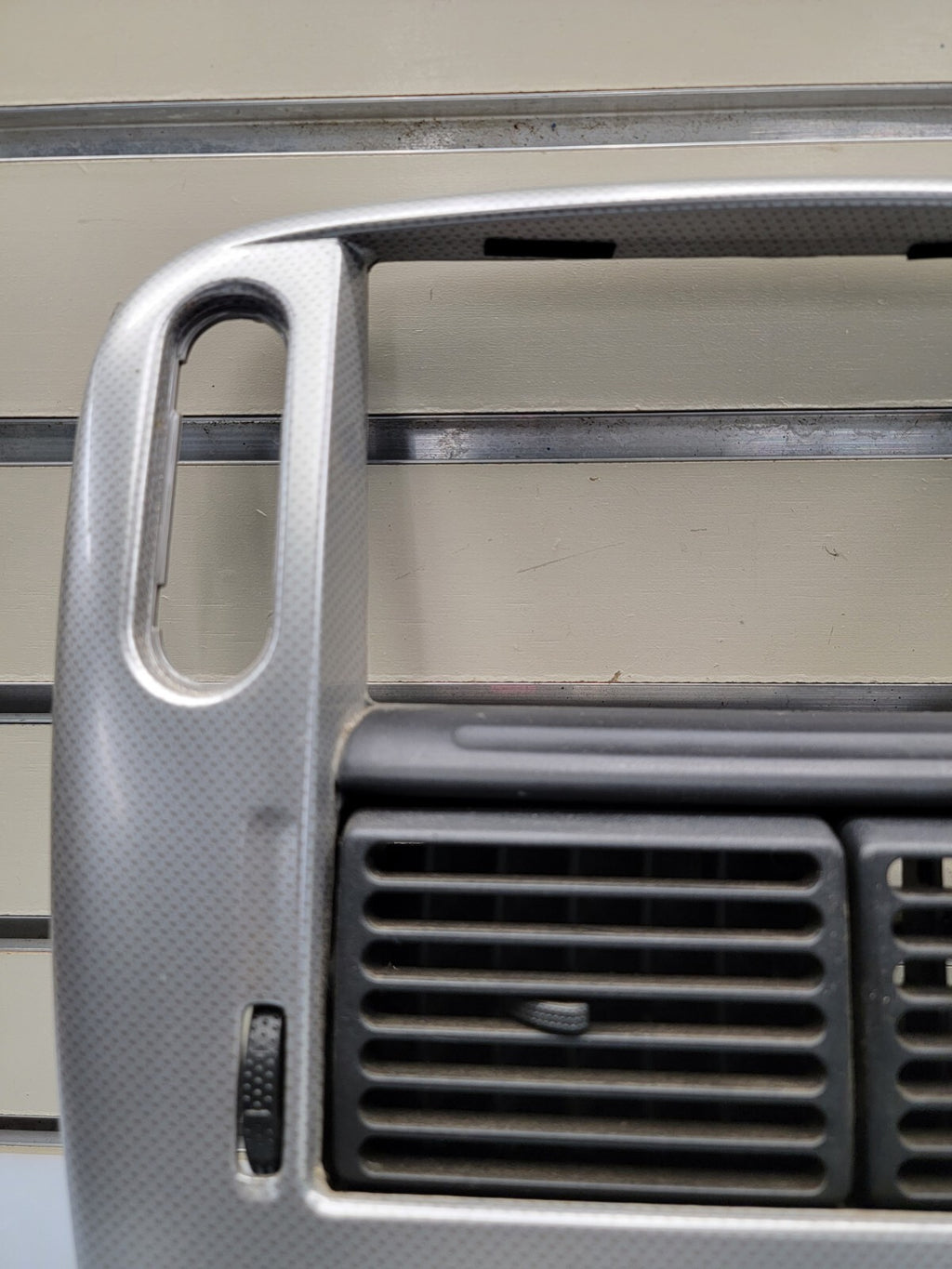 🔥02-05 MERCURY MOUNTAINEER Radio Bezel Center Dash Trim Air Vents SILVER OEM
