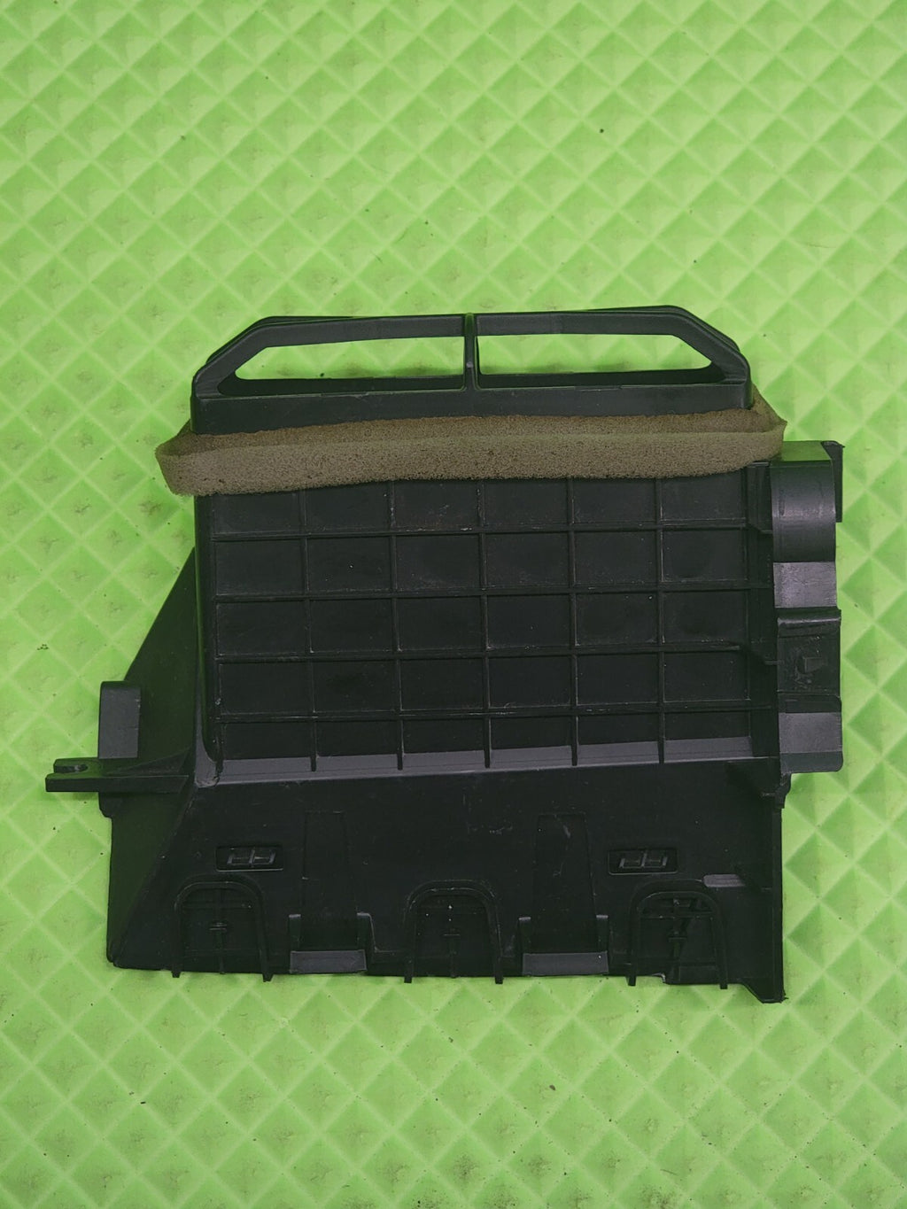 🔥2007-2012 Nissan Versa Dash Center Air Vent Louver VT20