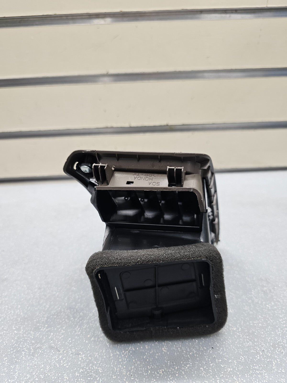 🔥 03-07 Honda Accord Dash Right  Passenger A/C Air Vent Heater Conditioner VT32