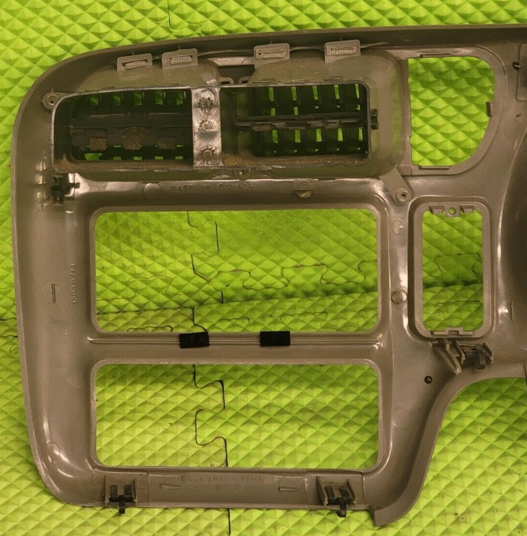 🔥1998-2004 BLAZER S10 JIMMY SONOMA Cluster Dash Radio Bezel GREY C8