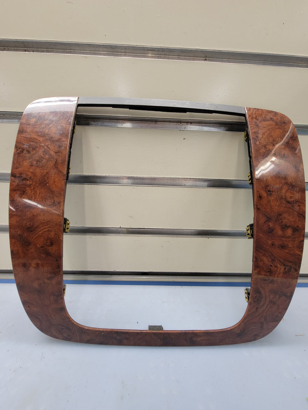 🔥07-13 SUBURBAN TAHOE YUKON CENTER DASH RADIO BEZEL TRIM WOODGRAIN