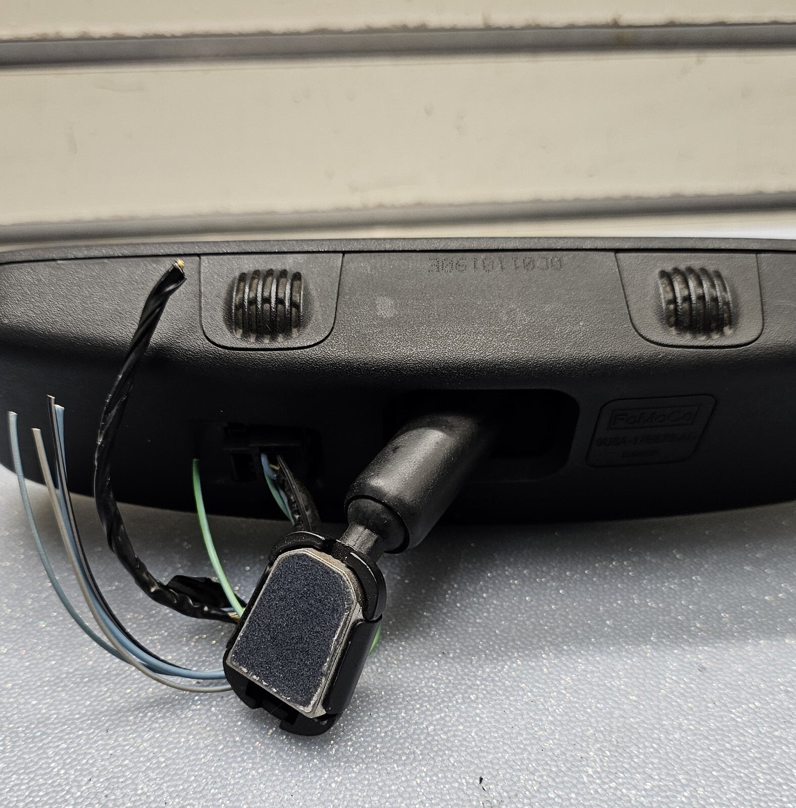 🔥09-11 Escape Mariner Front Windshield Rear View Mirror Auto Dimming Assembly