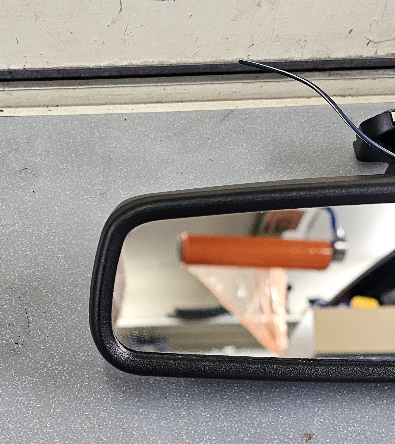11-18 Ford Edge Fiesta 15-17 Expedition Front Center Interior Rear View Mirror