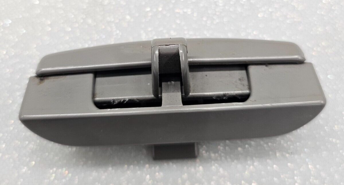 02-08TOYOTA CAMRY SOLARA LEXUS ES330 FRONT CENTER CONSOLE LID ARMREST LATCH GRAY