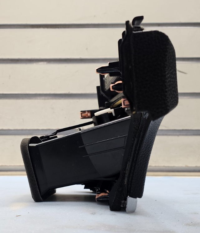 🔥10-13 Suzuki Kizashi Driver Side Dash Vent Trim OEM BLACK