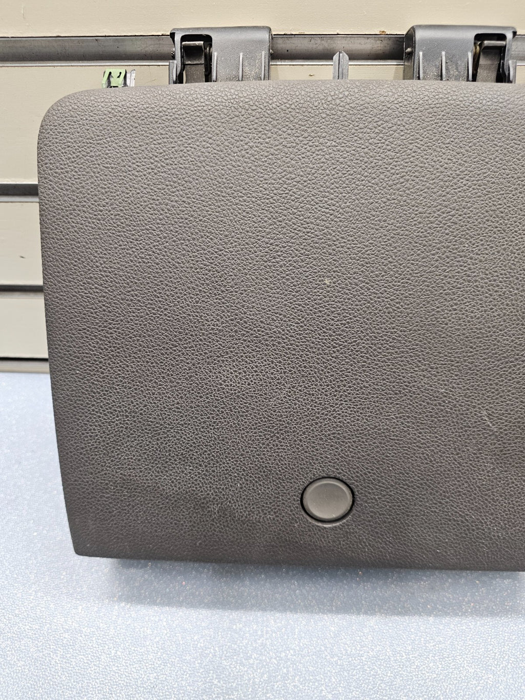 🔥2004-2008 FORD FREESTYLE TAURUS X UPPER DASH GLOVE BOX BLACK