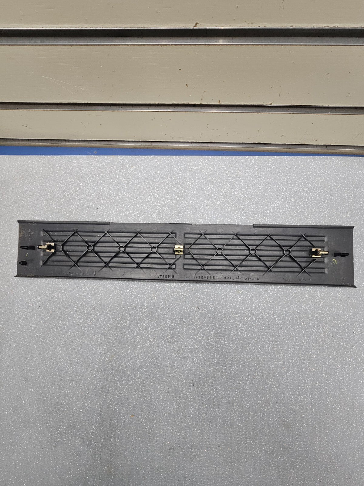 🔥99-06 SILVERADO SIERRA LEFT/RIGHT REAR CREW CAB DOOR SILL SCUFF PLATE TRIM OEM