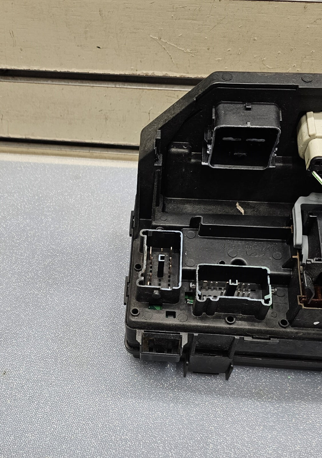 🔥11-12 Jeep Liberty Nitro TIPM Totally Integrated Power Module OEM