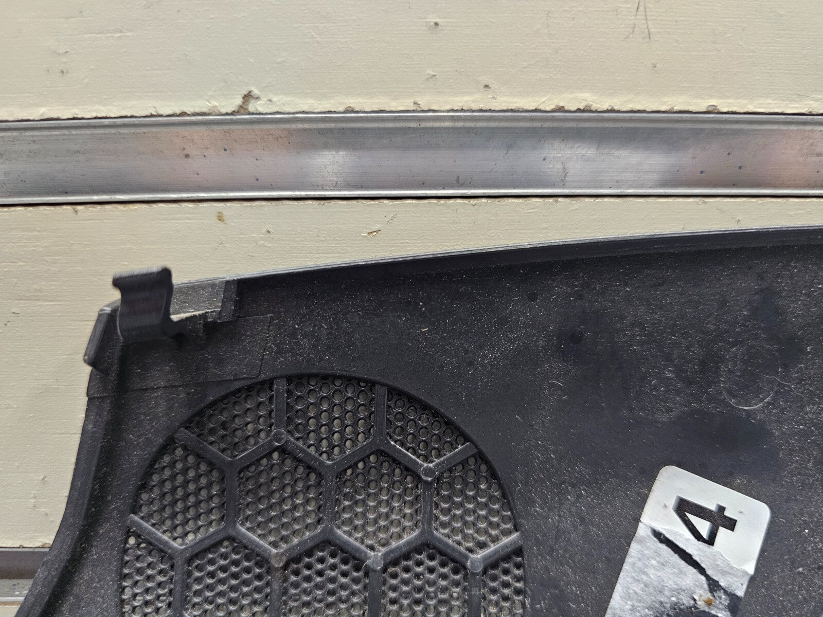🔥96-99 Mercedes Instrument Panel Dash Speaker Cover Grill Right OEM DK Gray