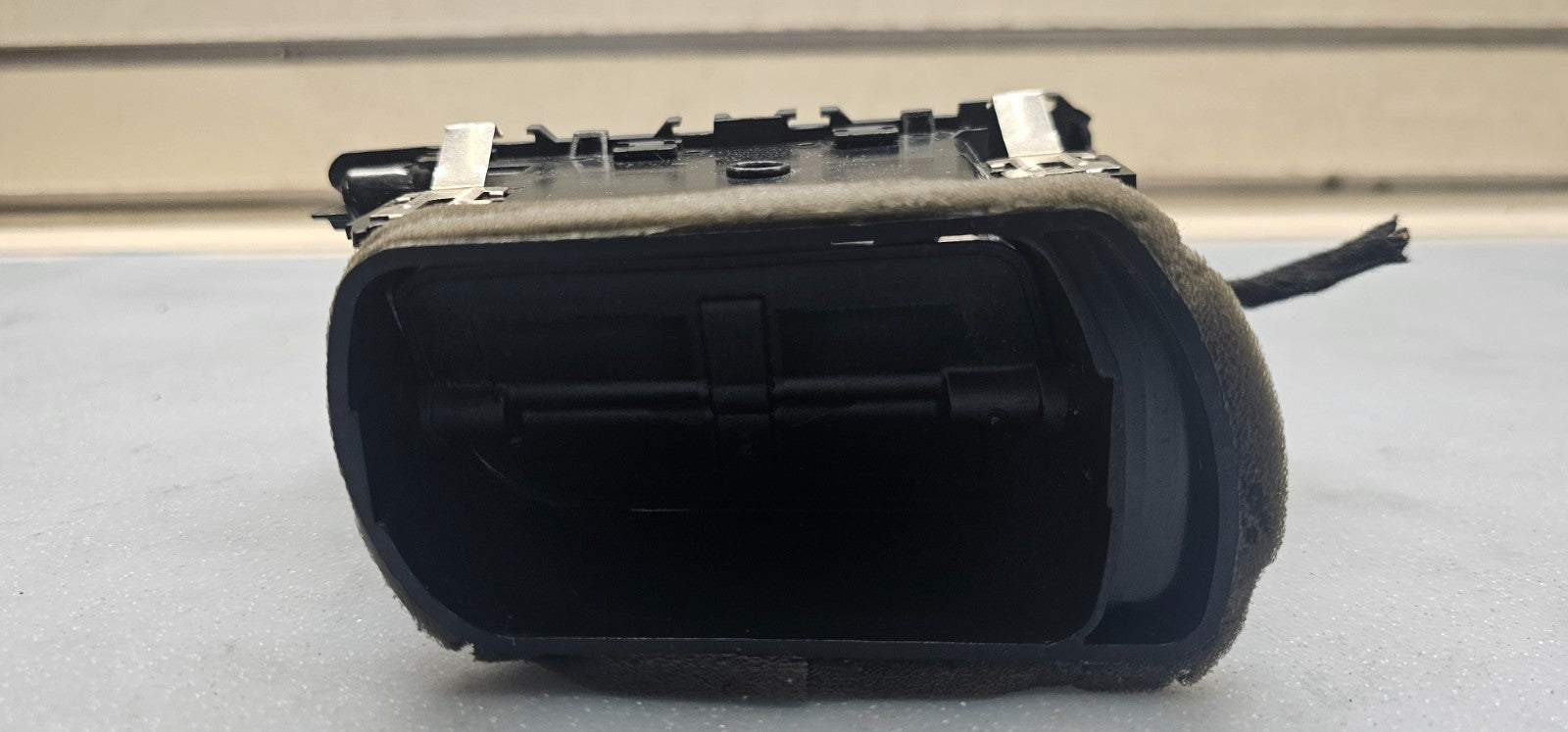 13-19 MERCEDES X166 GL CLASS DASH RIGHT PASSENGER A/C HVAC AIR VENT HEATER BLACK