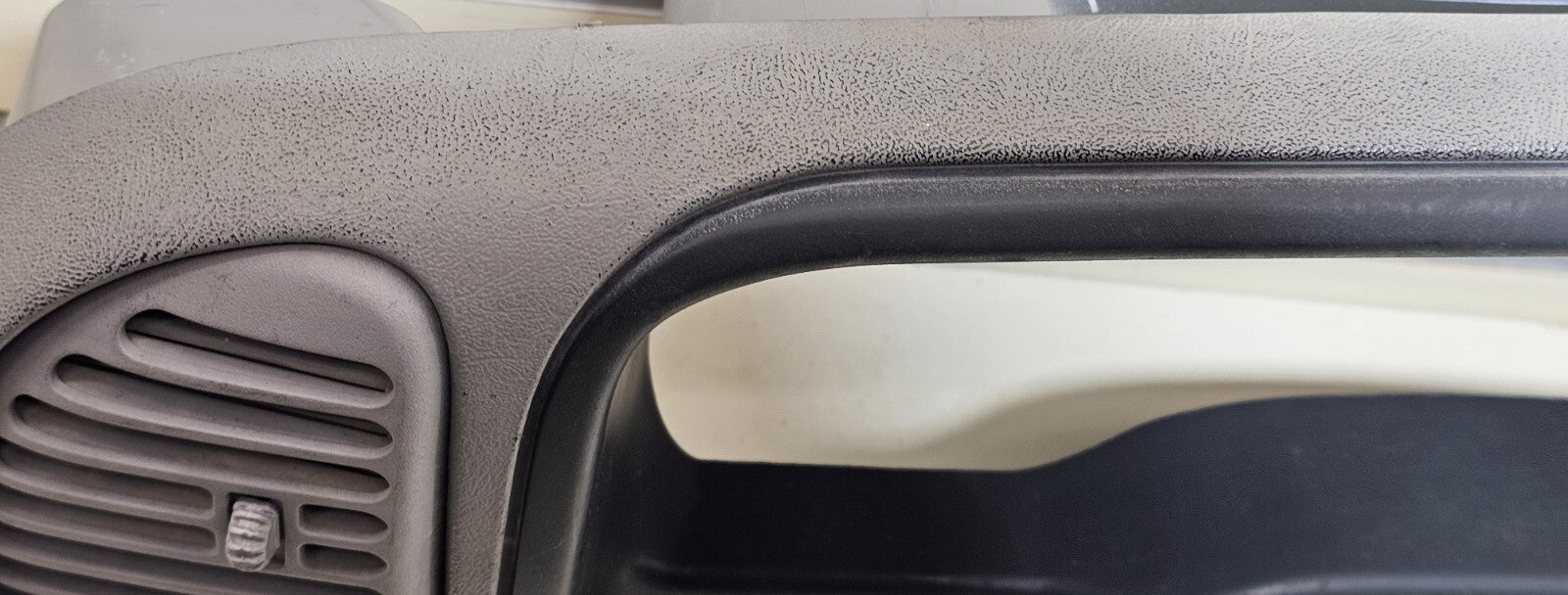95-99 CHEVY GMC TRUCK SILVERADO CK Cluster Gauge Speedo Dash Bezel LIGHT GRAY C3