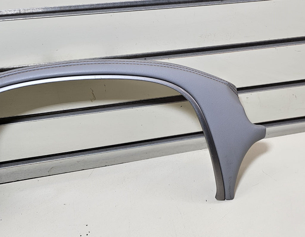🔥17-20 CHEVROLET TRAX LS FRONT DASH PANEL TRIM BEZEL TOUCH DISPLAY RIGHT Side