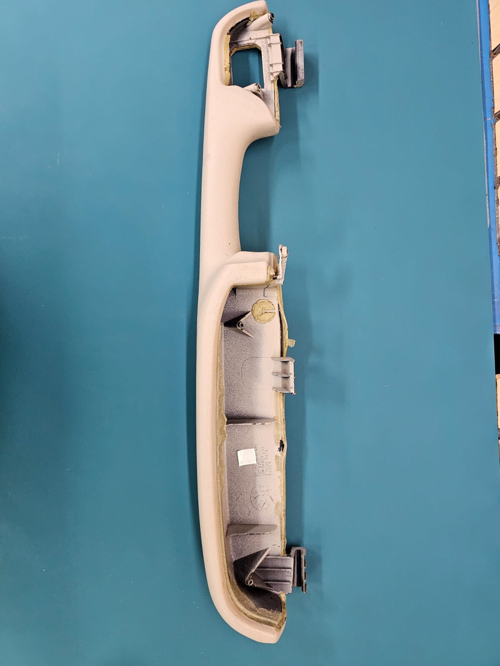 🔥99-06 Silverado SIERRA TAHOE Door Panel ARMREST Rear LEFT Handle LIGHT TAN H3