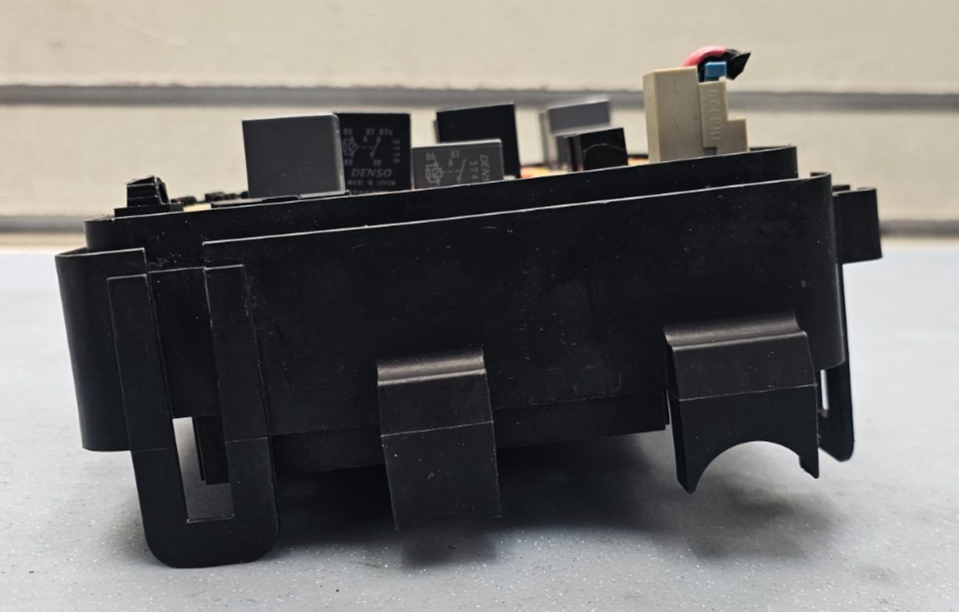 🔥08-10 CHEVY COBALT ENGINE FUSE RELAY BOX JUNCTION INTEGRATED POWER MODULE OEM