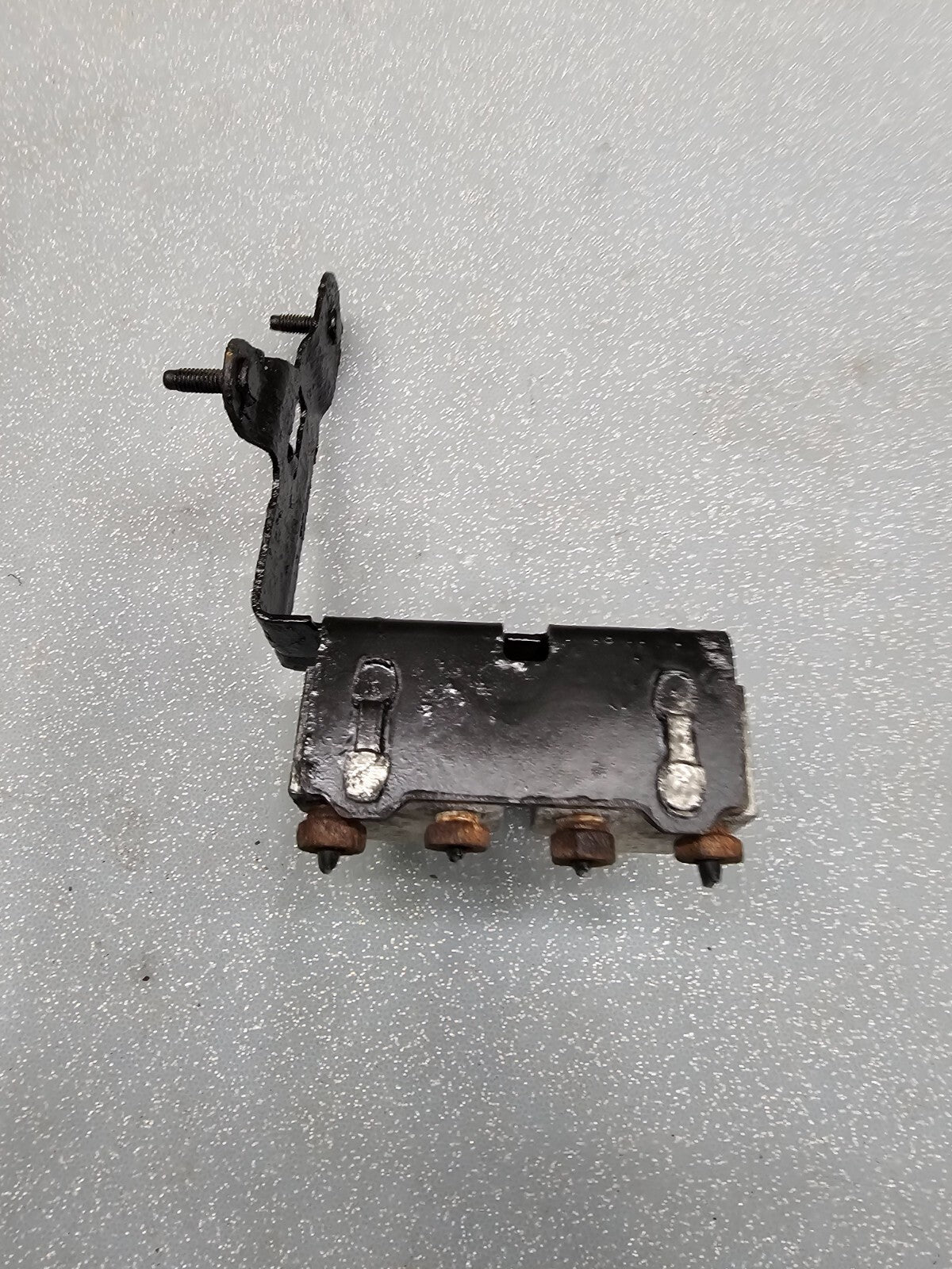 🔥2005-2007 Chevrolet Malibu Pressure Metering Proportioning VALVE Brake OEM