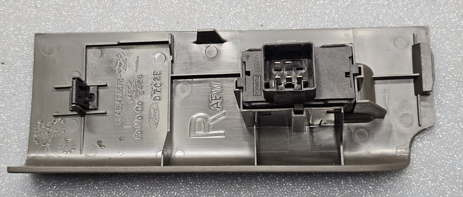 08-12 Escape Focus Front Right Passenger Door Power Window Switch Assembly Black