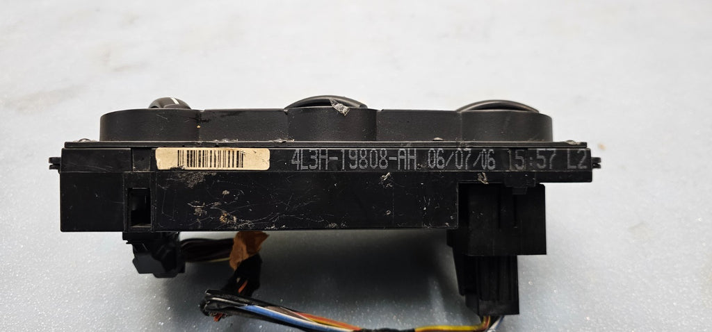 04-08 Ford F150 F250 Dash AC Heater Climate Control Temperature Conditioner OEM