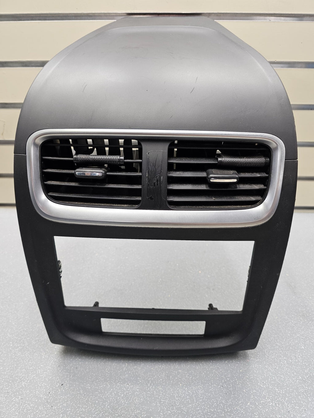 🔥2011-2014 Dodge Avenger Center Dash Radio surround Bezel Trim Panel OEM Black