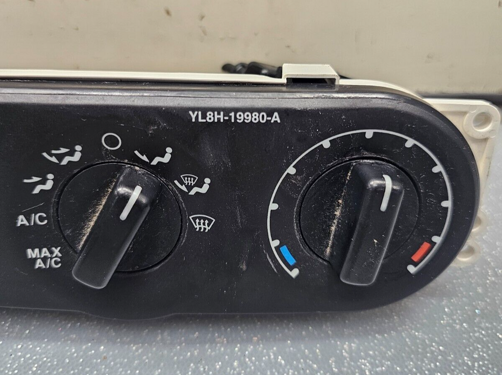 01-07 Escape Mariner Dash AC Heater Climate Temperature control Conditioner OEM