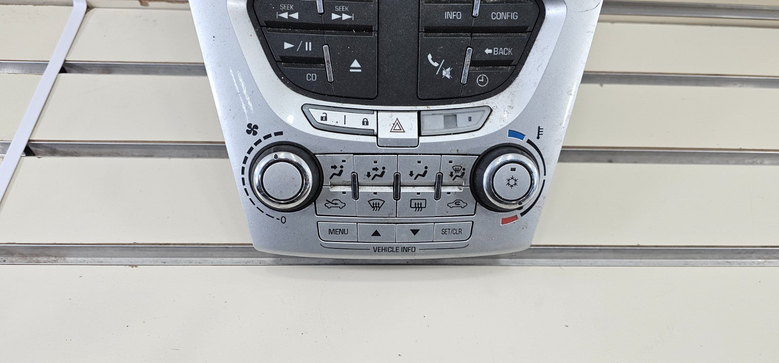 🔥10-11 Chevy Equinox Radio Stereo Display Climate Control Panel Bezel SILVER