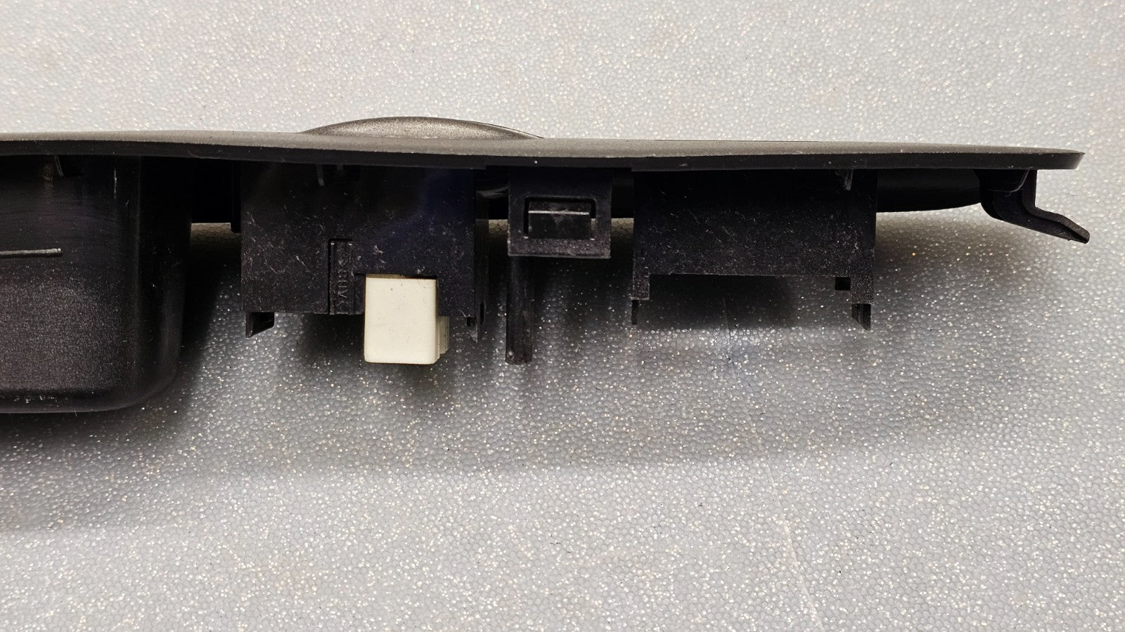 🔥02-06 Camry Scion XB Upper Front Right Passenger Window Door Switch Black