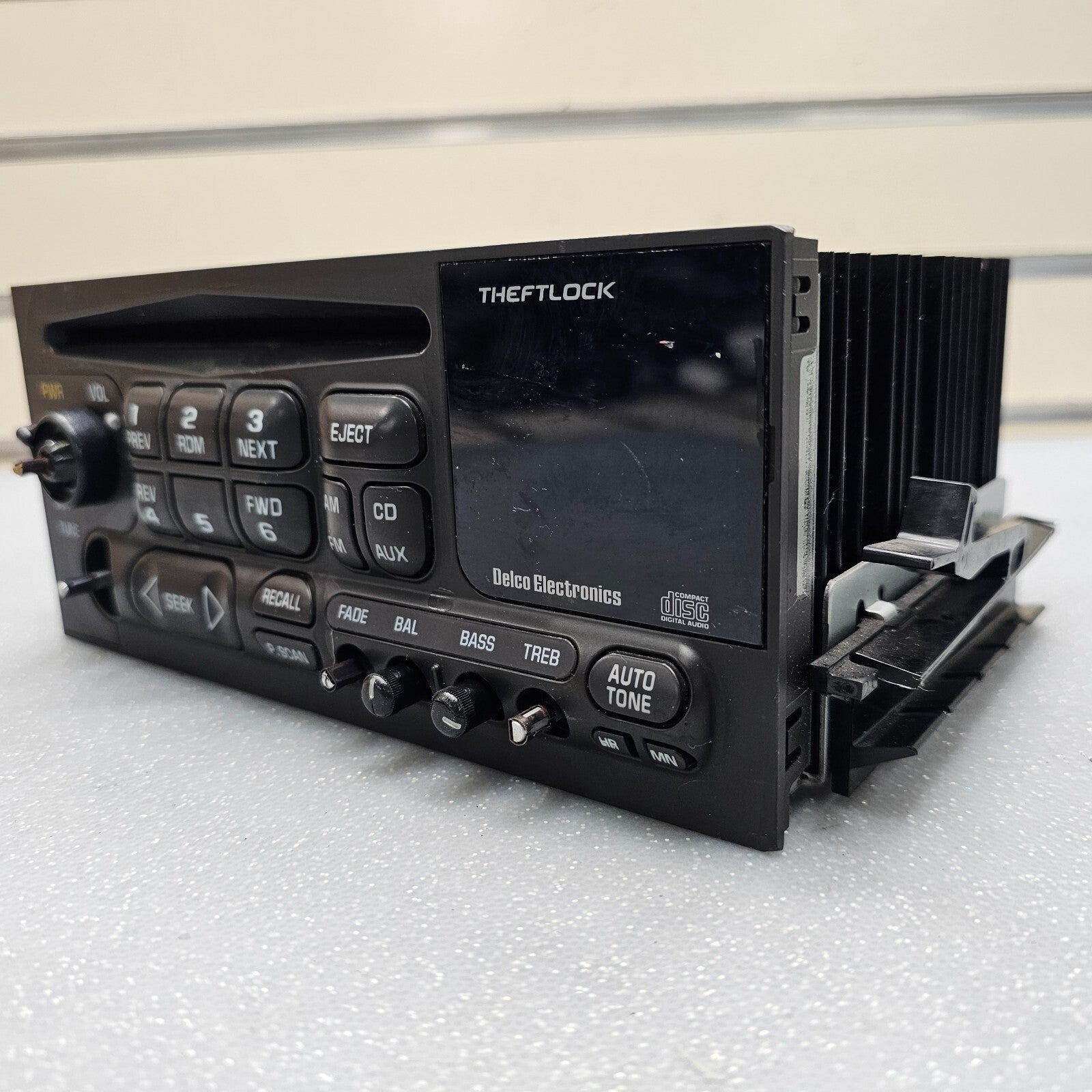 🔥99-06 Silverado Sierra Escalade Dash AM FM CD Casset Radio Receiver Stereo OEM