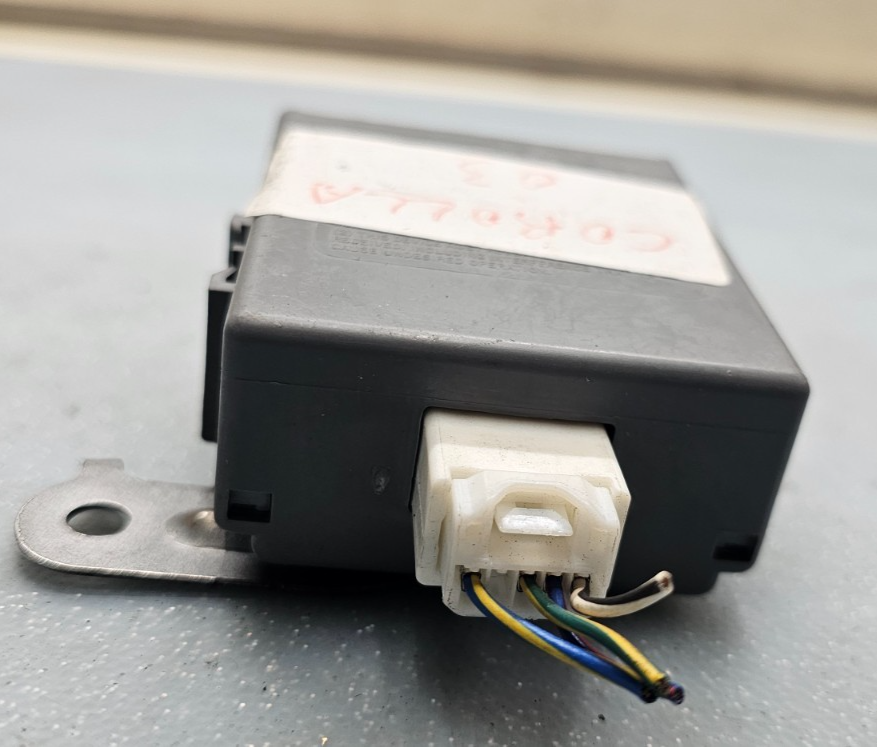 03-08 Toyota Corolla  Receiver Door Control Module Computer 8974102070/TC