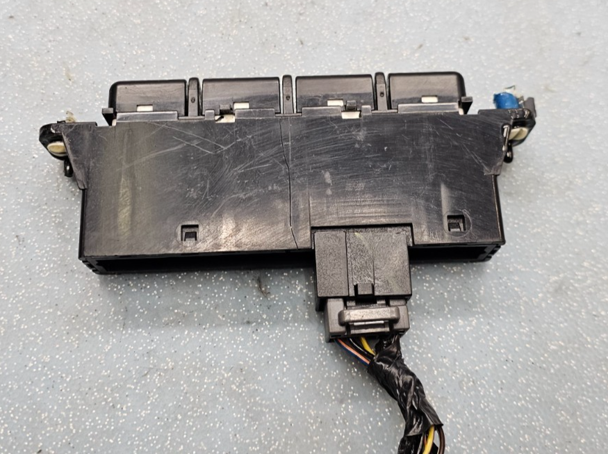 🔥2000-2002 Lincoln LS Switch Module Instrument Cluster BLACK