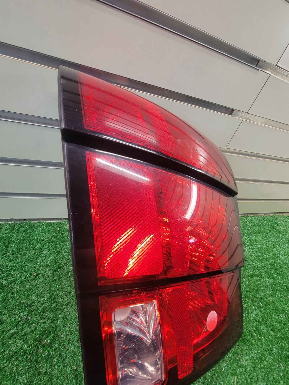 🔥99-04 FORD MUSTANG GT TAIL LIGHT Lamp Left Driver Side Assembly Chrome OEM