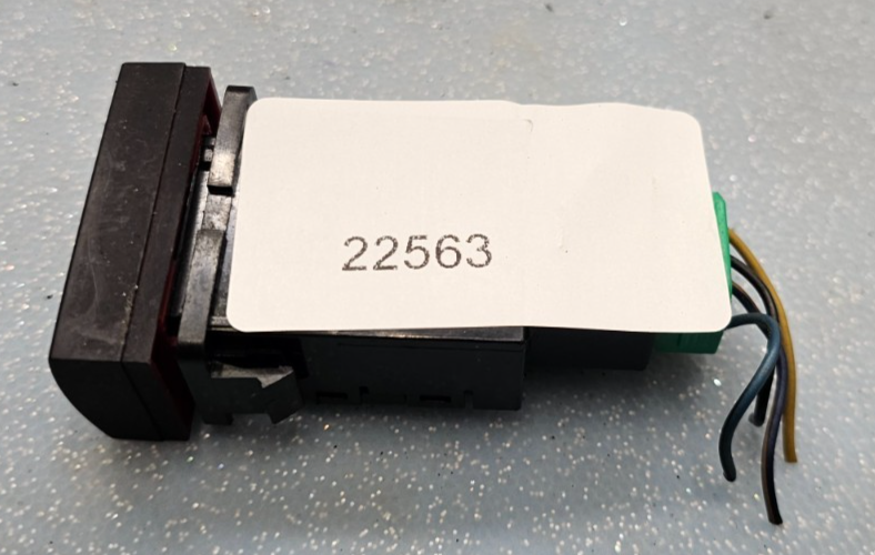 🔥04-09 Kia Cerato/Spectra Hazard Warning light switch Black OEM