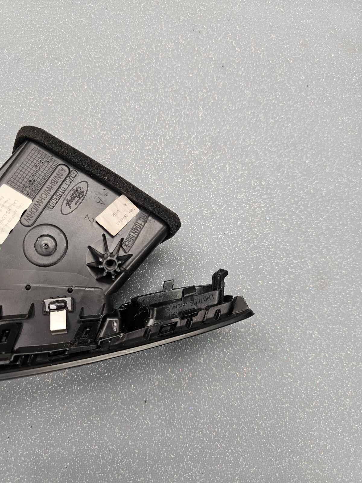 🔥2012 - 2014 Ford Focus Dash A/C Air Vent Trim Driver Side Front OEM