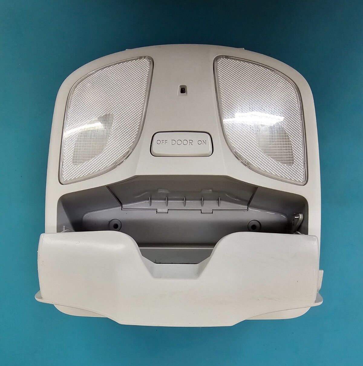 11-14 HYUNDAI SONATA OVERHEAD CONSOLE DOME LIGHT STORAGE SUNROOF STORAGE LT GRAY