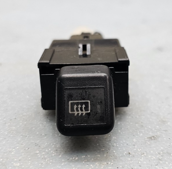 🔥1996-1998 Toyota 4Runner Rear Window Defroster Switch Button OEM BLACK