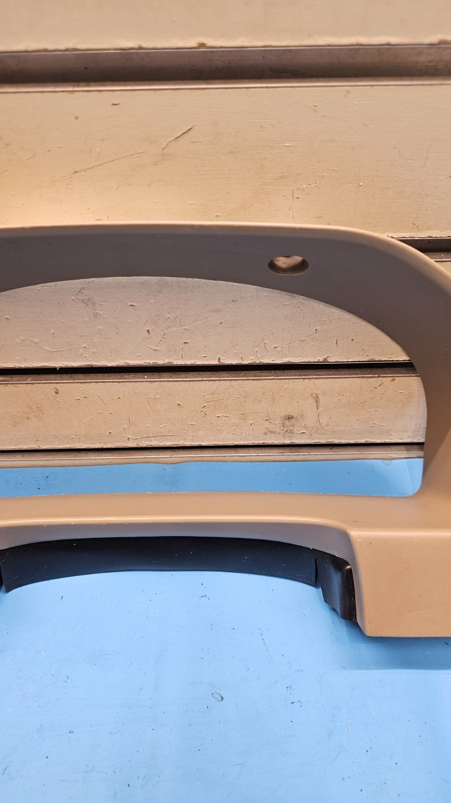 🔥01-07 Ford Escape Dash Speedometer Instrument Cluster Trim Bezel Cover TAN OEM