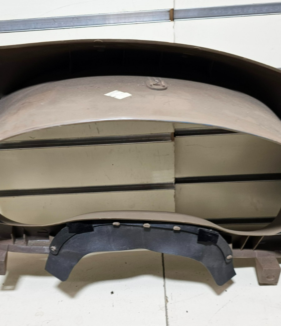 98-04 BLAZER S10 JIMMY SONOMA Cluster Dash Radio Bezel Tan
