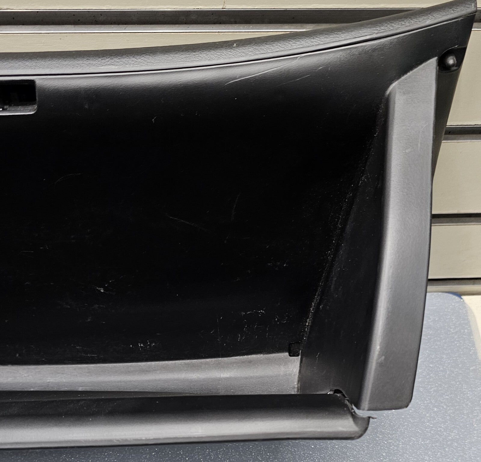 🔥03-07 Honda ACCORD Dash GLOVE BOX Storage Compartment Door BLACK G31