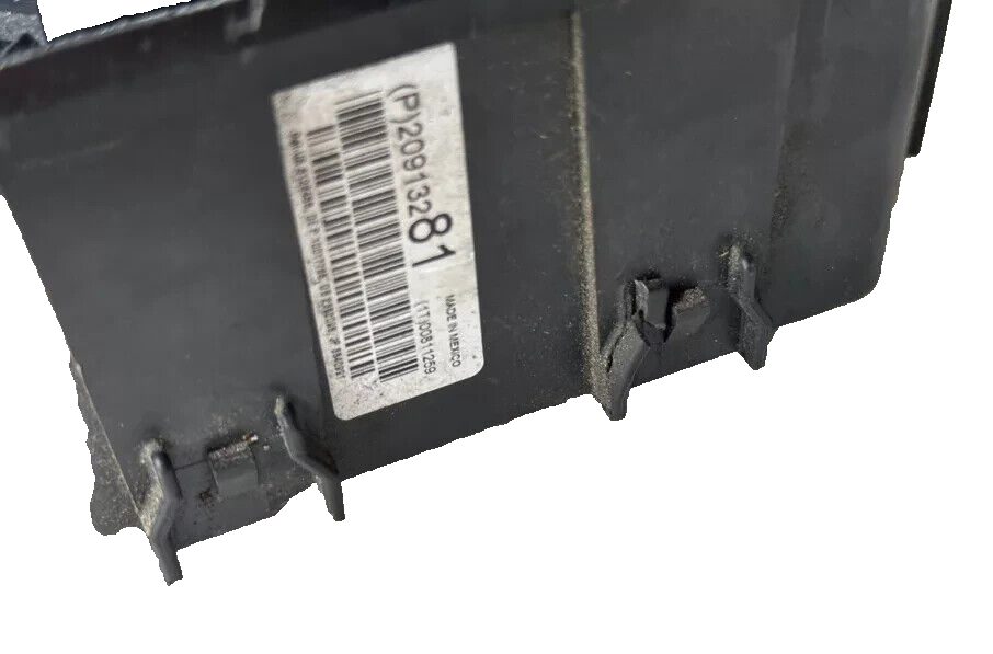 10-11 Buick Enclave Fuse Box Relay Control Module Unit Accessory Wiring Junction