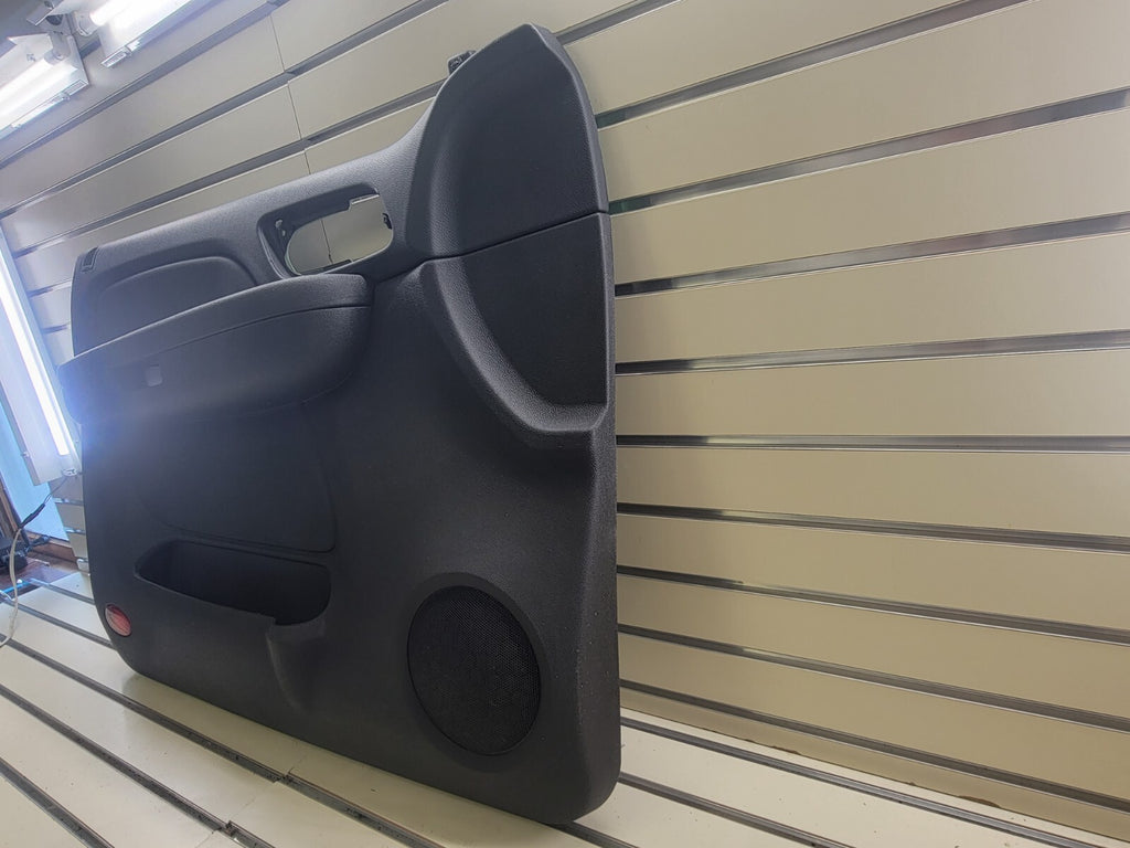 🔥07-09 Tahoe Suburban Yukon Escalade Front Door Panel left driver BLACK D15