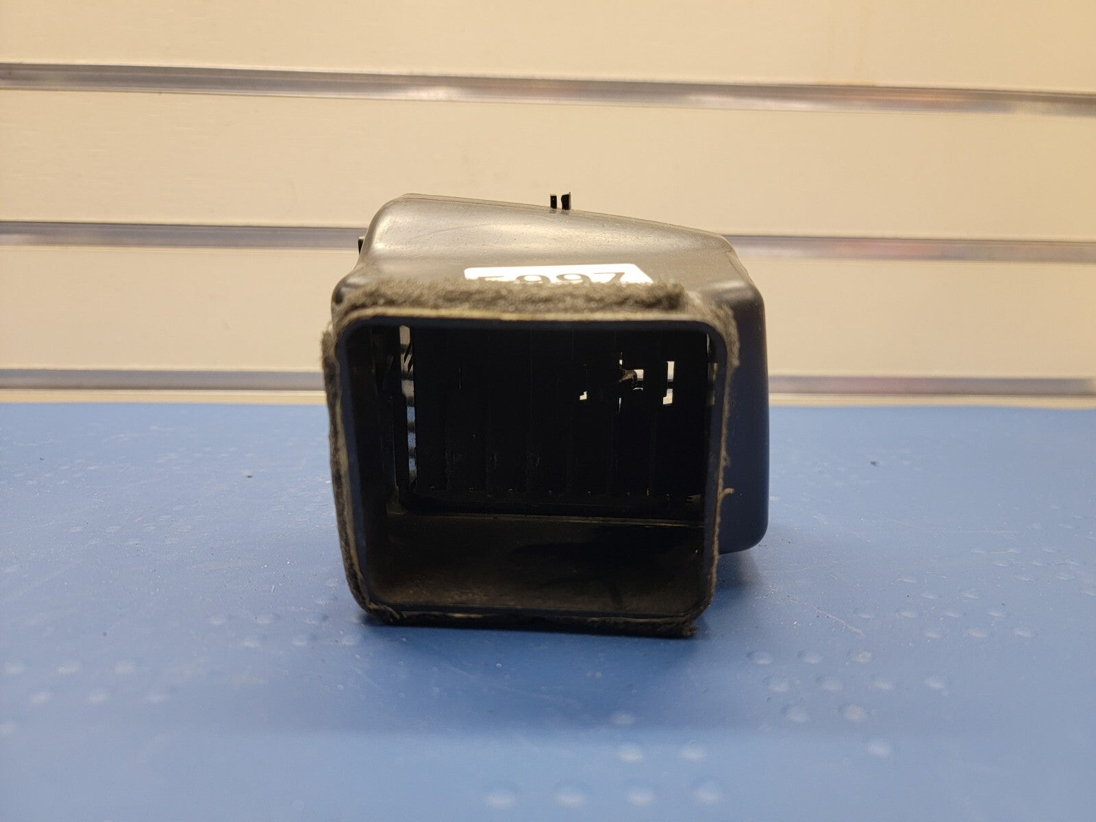 2005-2007 Dodge Charger Magnum DRIVERS SIDE Dash Air VENT a/c Heater OEM