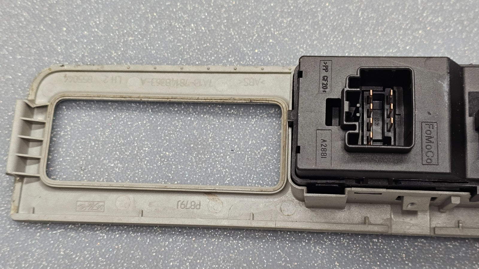 🔥 07-10 Lincoln MKX Front Left Driver Door Power Window Master Switch Silver